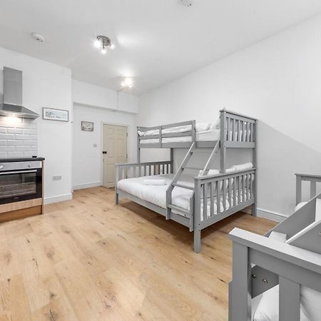 Canary Wharf Apartments ลอนดอน ภายนอก รูปภาพ