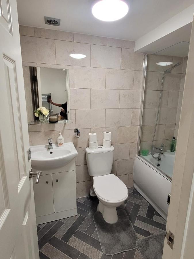 Canary Wharf Apartments ลอนดอน ภายนอก รูปภาพ