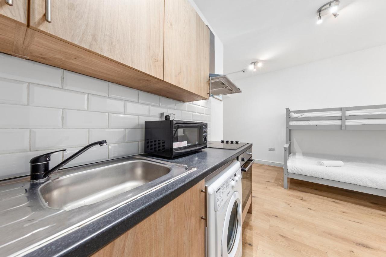 Canary Wharf Apartments ลอนดอน ภายนอก รูปภาพ