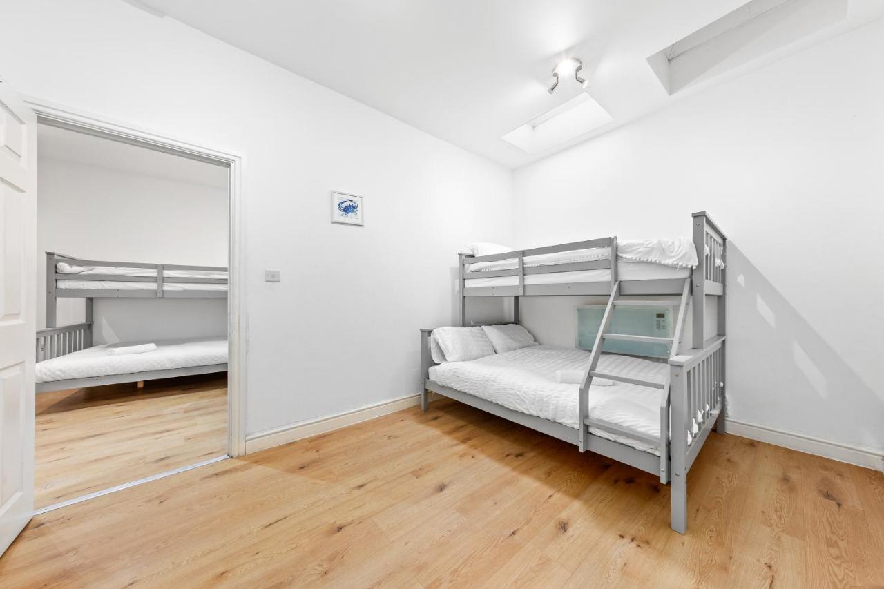 Canary Wharf Apartments ลอนดอน ภายนอก รูปภาพ