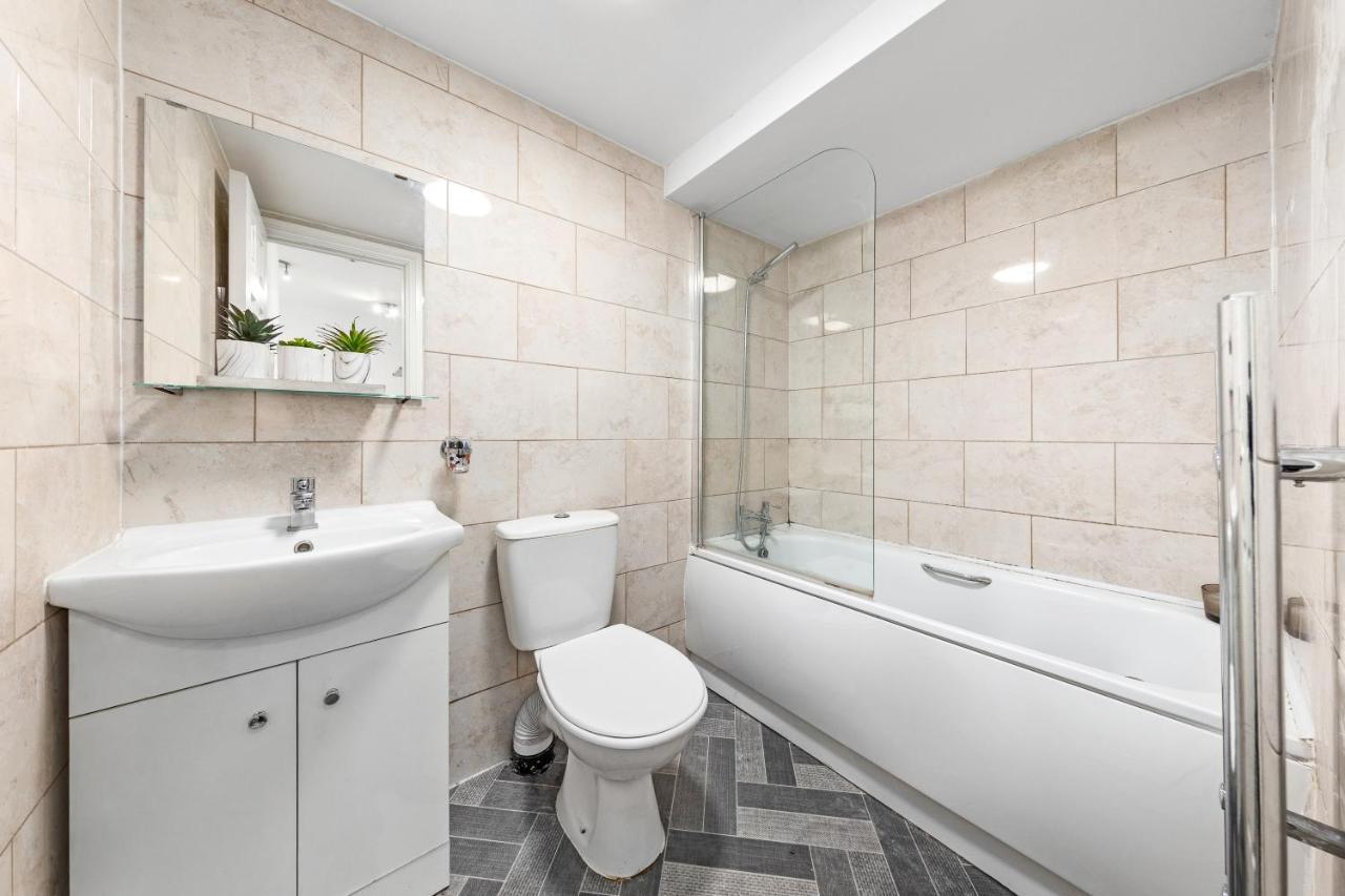 Canary Wharf Apartments ลอนดอน ภายนอก รูปภาพ