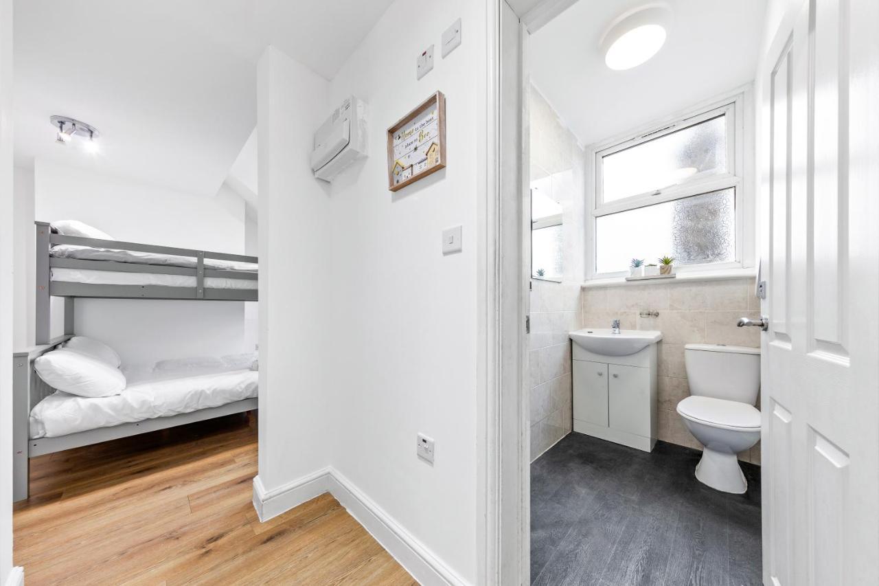 Canary Wharf Apartments ลอนดอน ภายนอก รูปภาพ