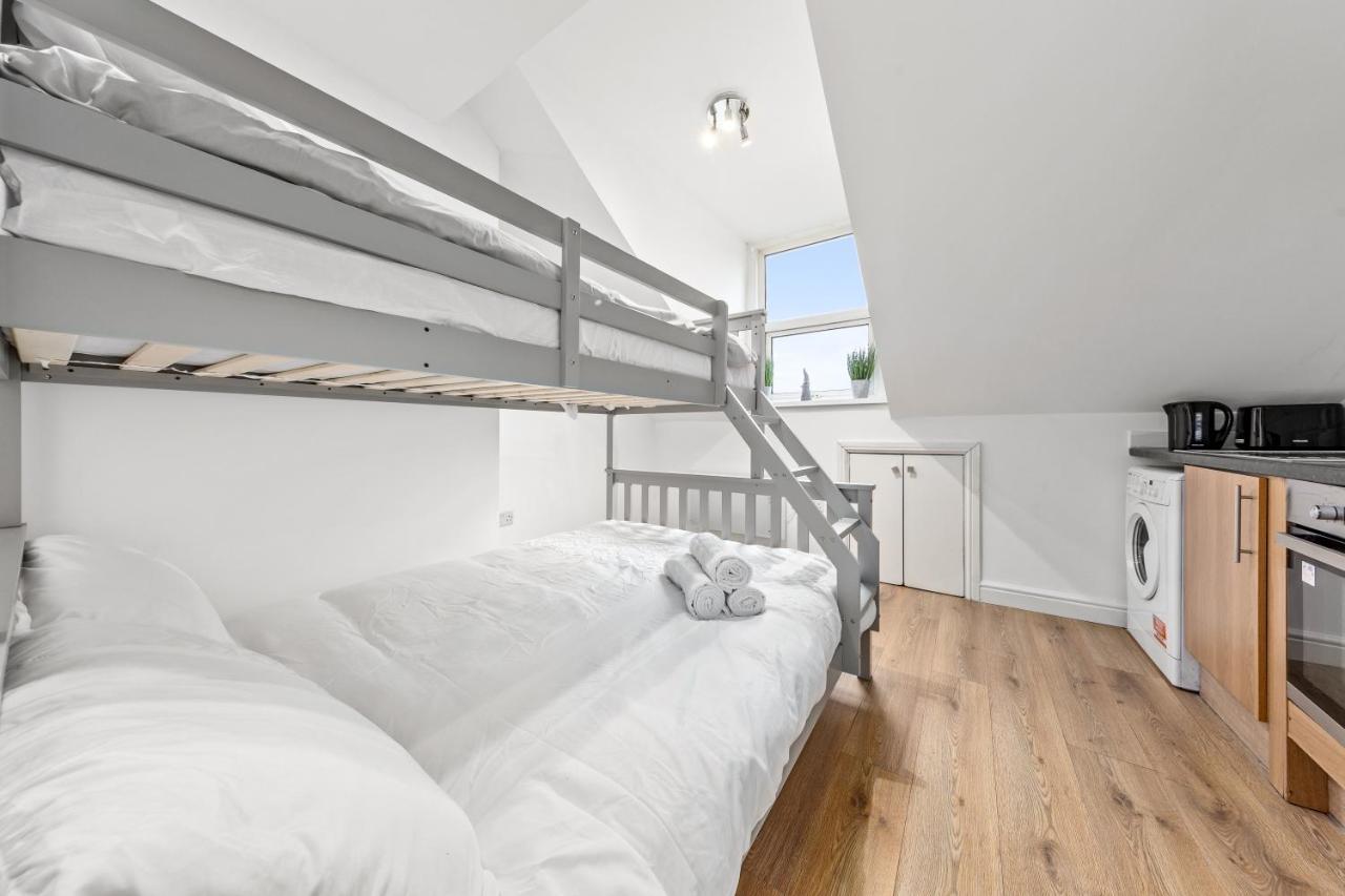 Canary Wharf Apartments ลอนดอน ภายนอก รูปภาพ